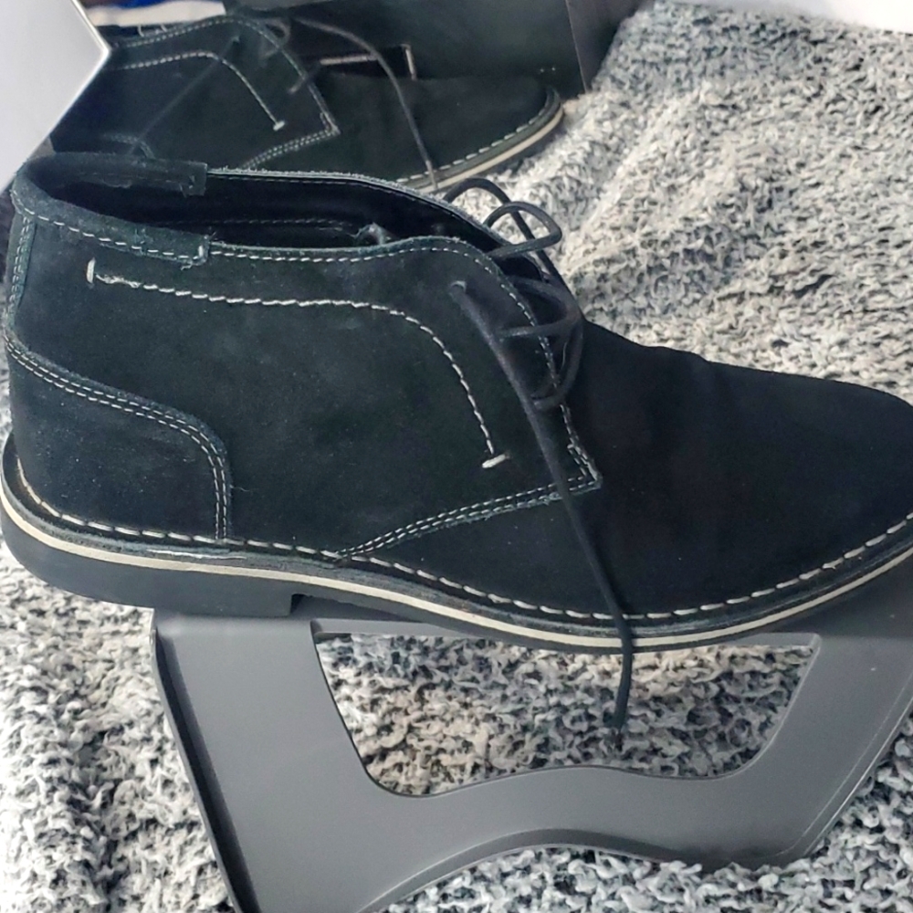 Mens shoes